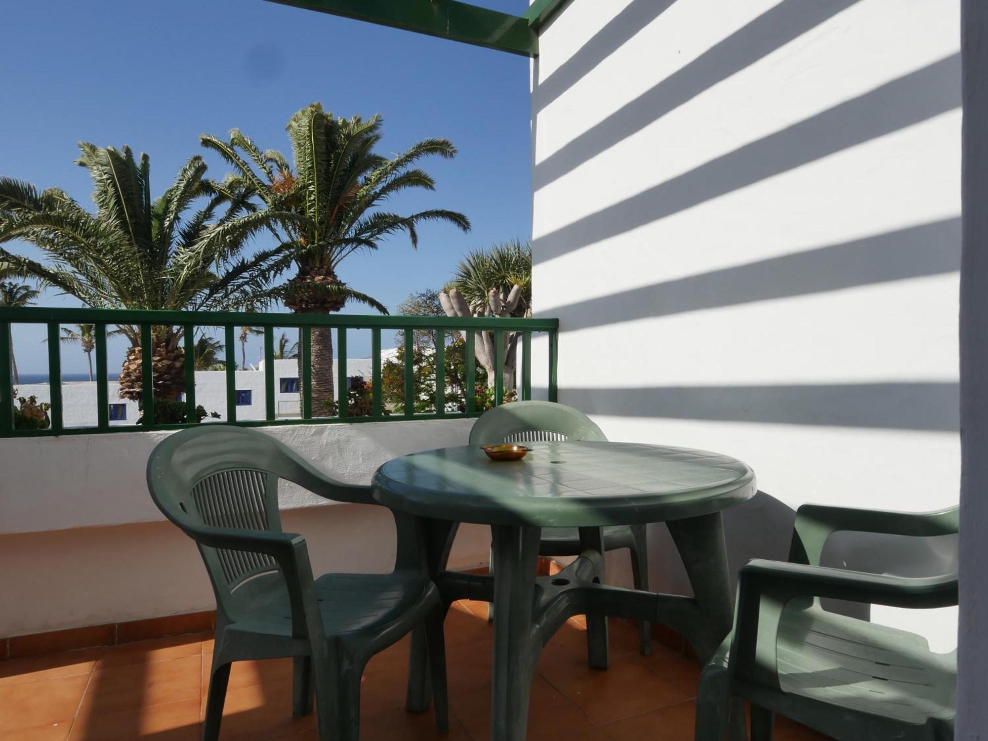 Apartamentos Tropicana Puerto del Carmen  Buitenkant foto
